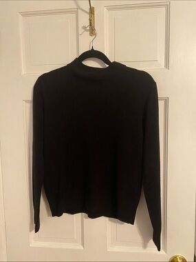 Sag Harbor Men's Black Turtleneck Sweater